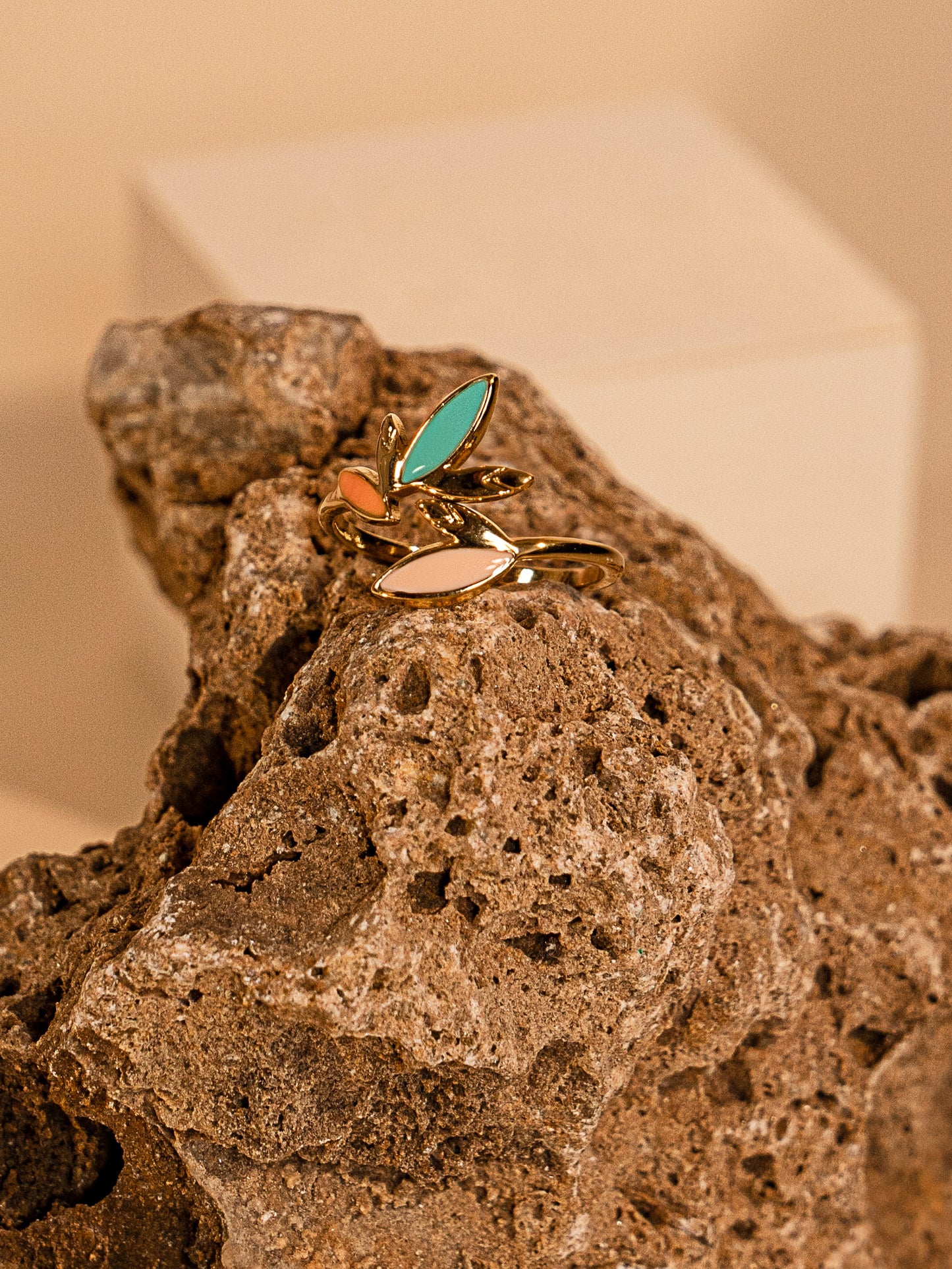 Cadiz leaves ring