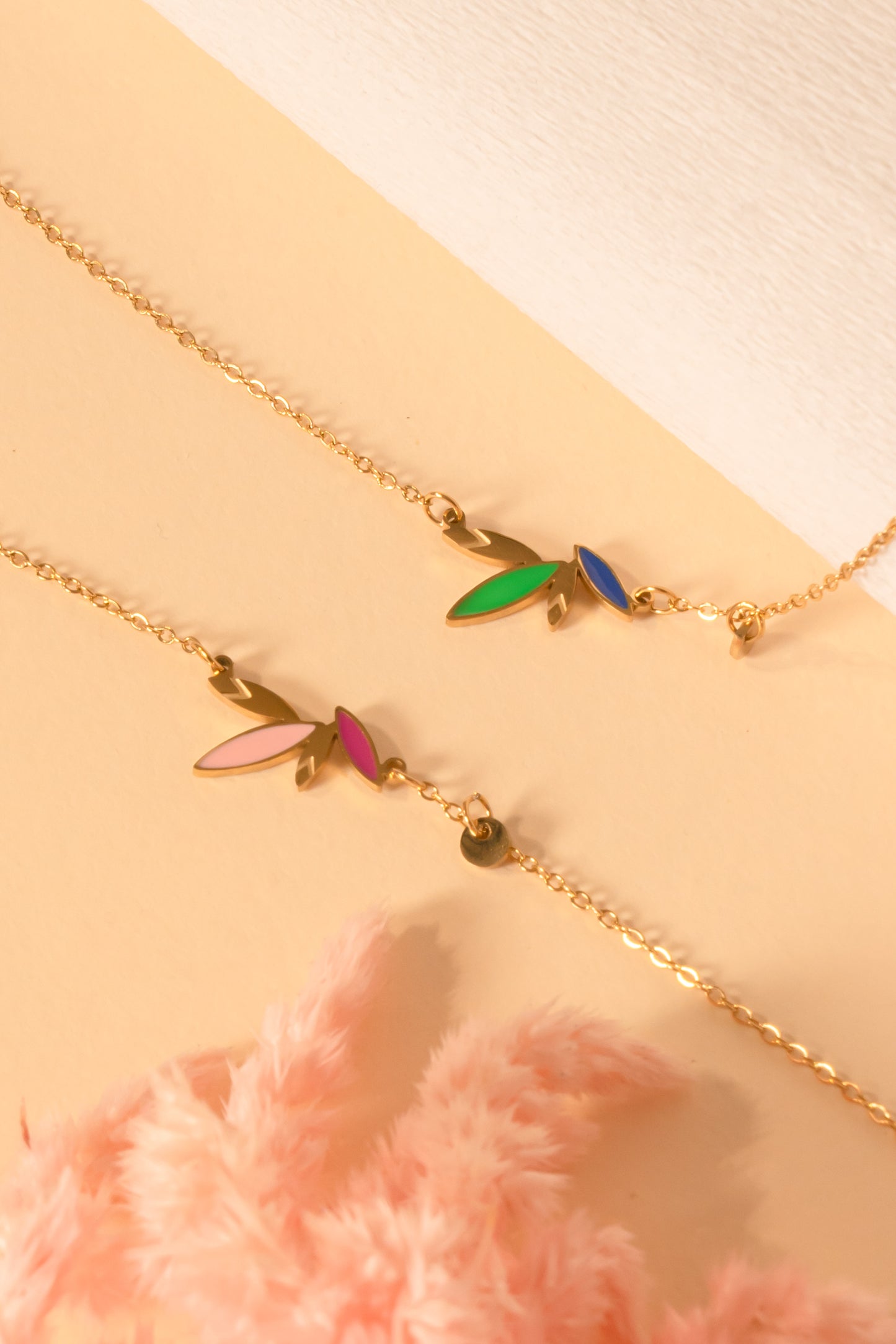Yoni leaves bracelet