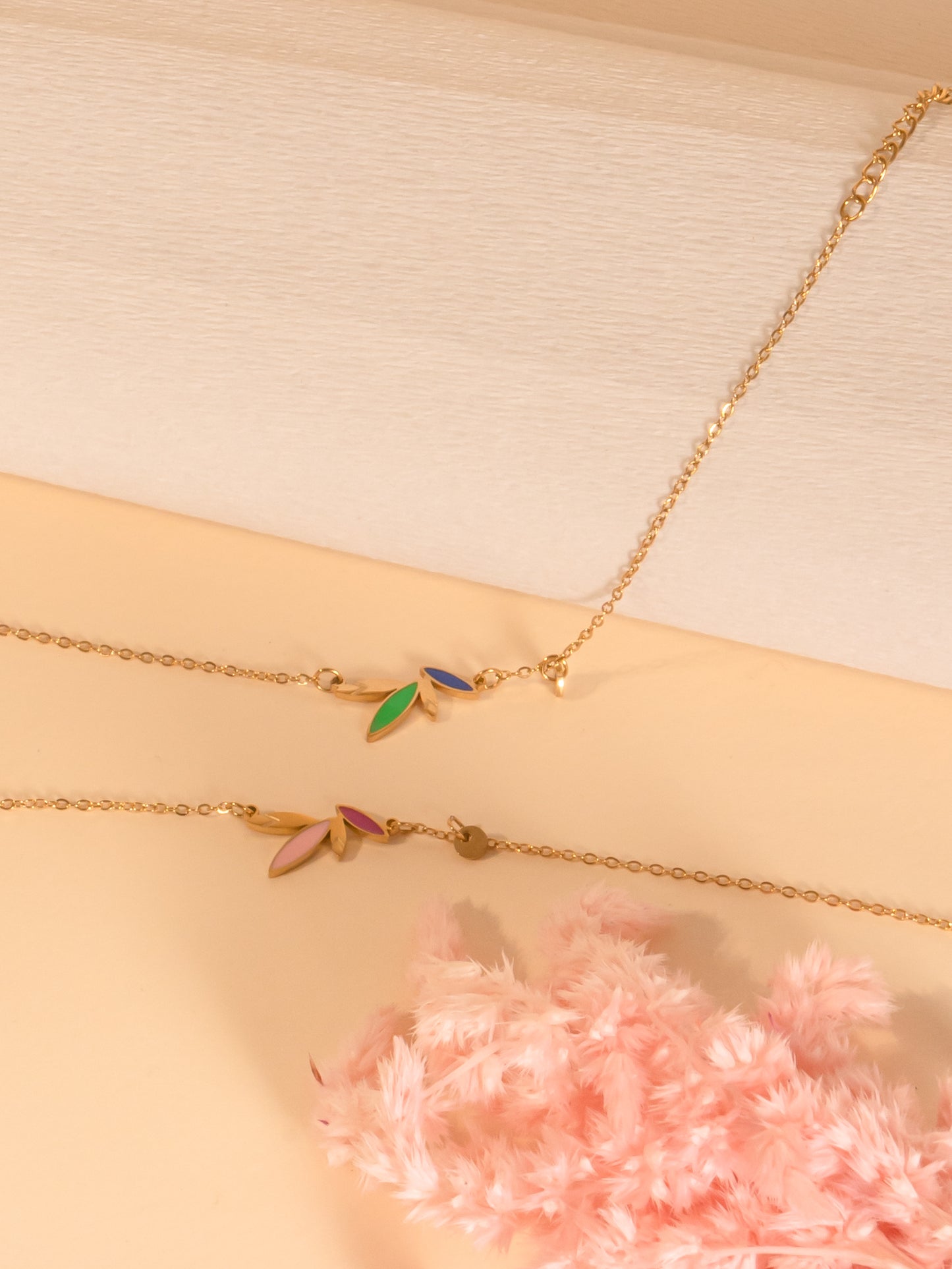 Yoni leaves bracelet