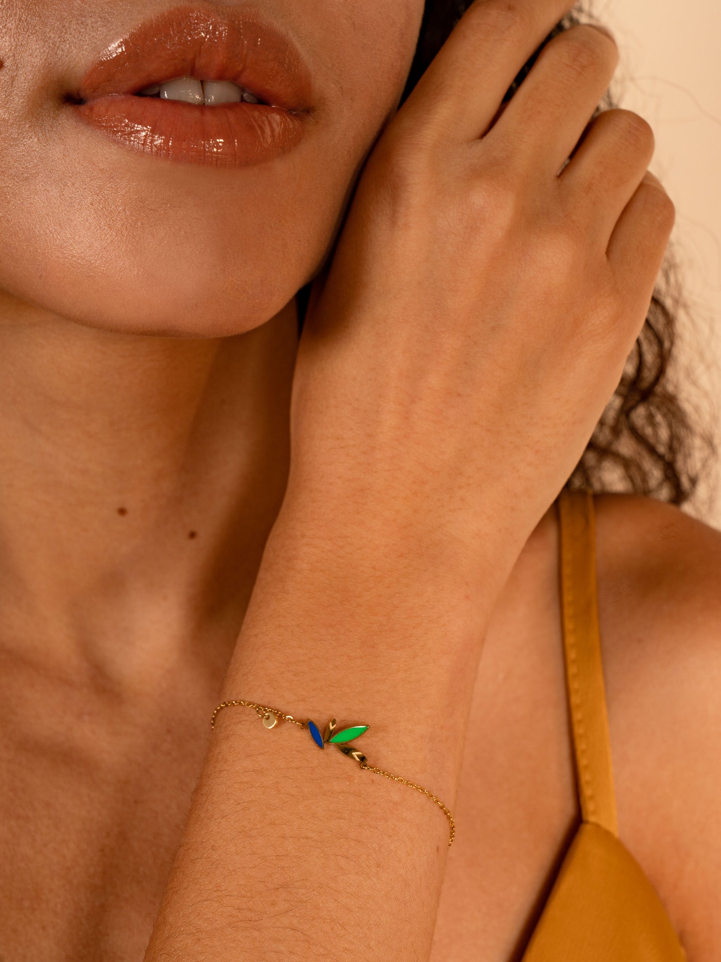 Yoni leaves bracelet
