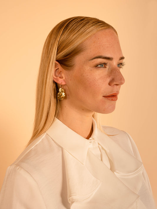 Zahra's hammered square earrings
