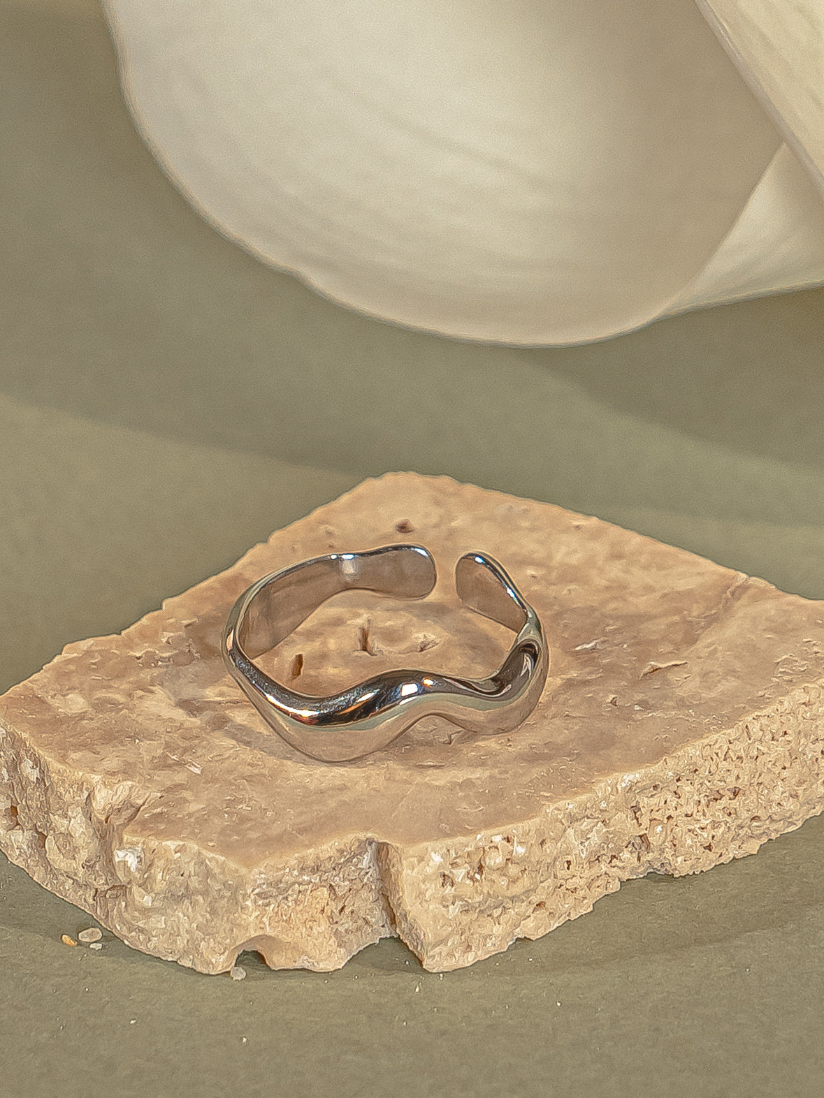 ESI ring