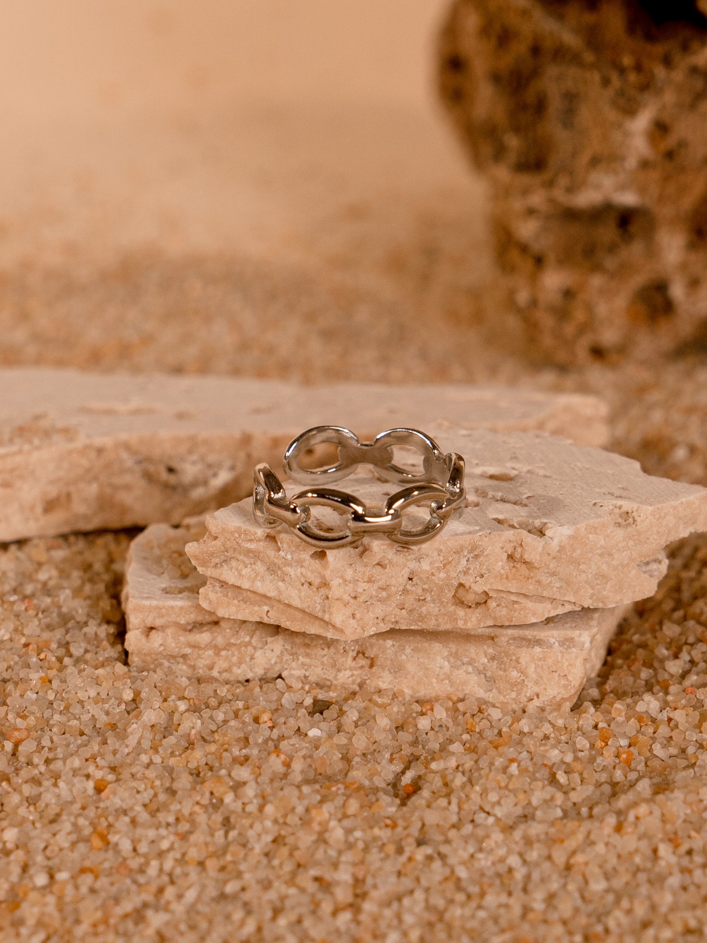 Eniola links ring