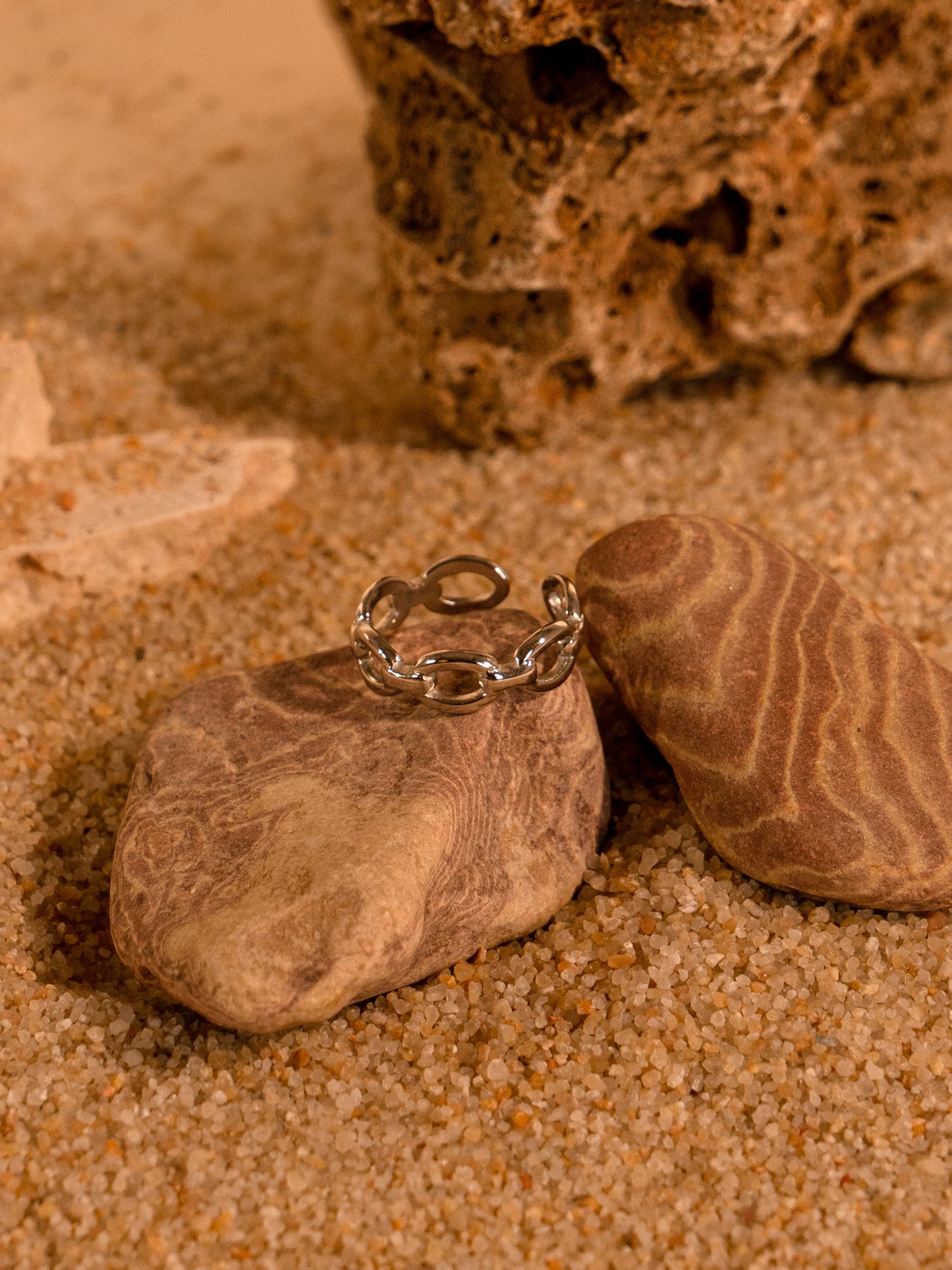 Eniola links ring
